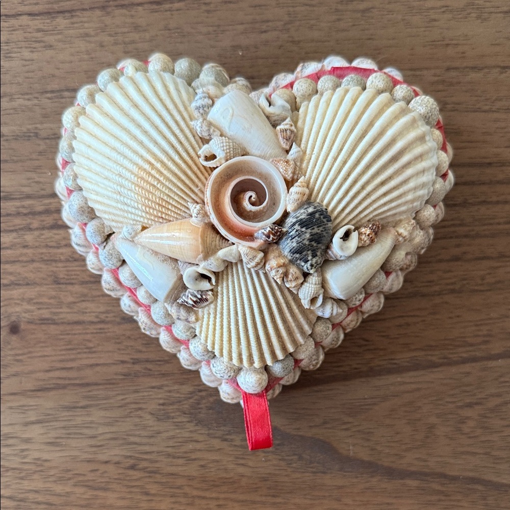 Heart-Shaped Seashell Trinket Box